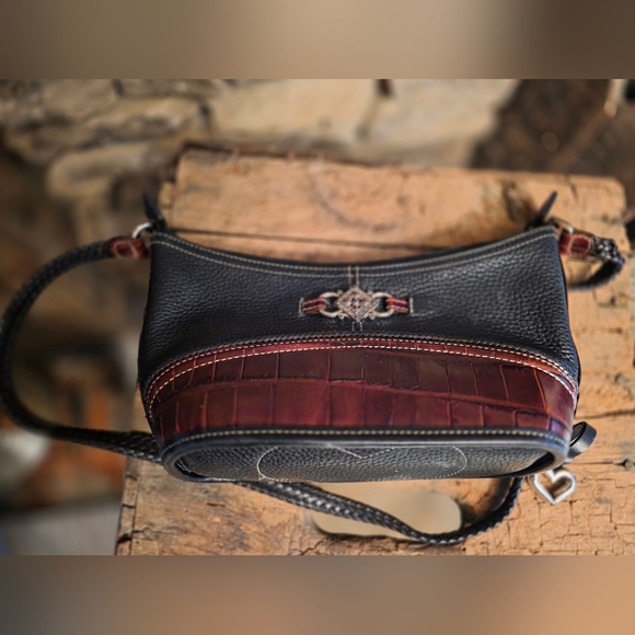 Brighton Black and Brown Textured Shoulder Bag